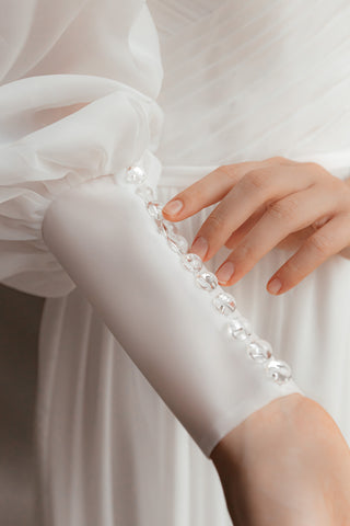 Detachable Puffy Organza Sleeves  romance and fashion